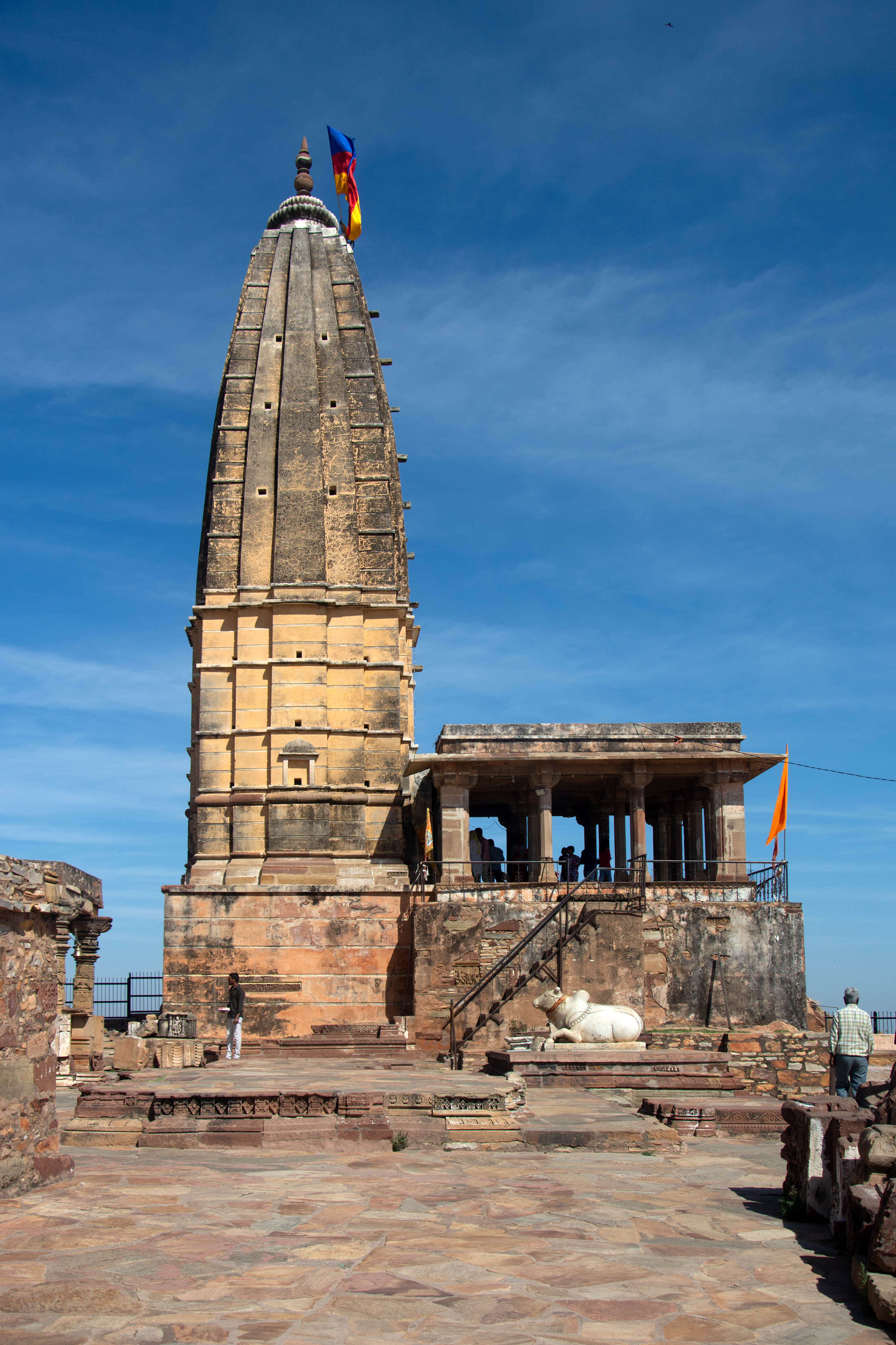 This 18th-century CE temple, located at the entrance of the temple complex, is adjacent to the ancient Harshnath Temple. It stands on a high platform. The temple is actively in use.