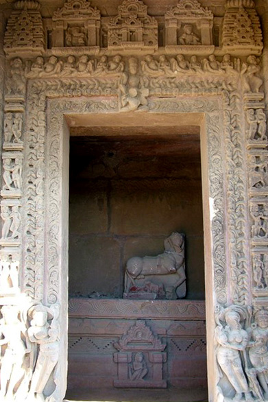 Image 5: Hari Hara Temple No. 1 in Osian, Rajasthan, India. Gurjara Pratihara period, ca. mid-8th century CE. Image courtesy: Prof. Chedha Tingsanchali.