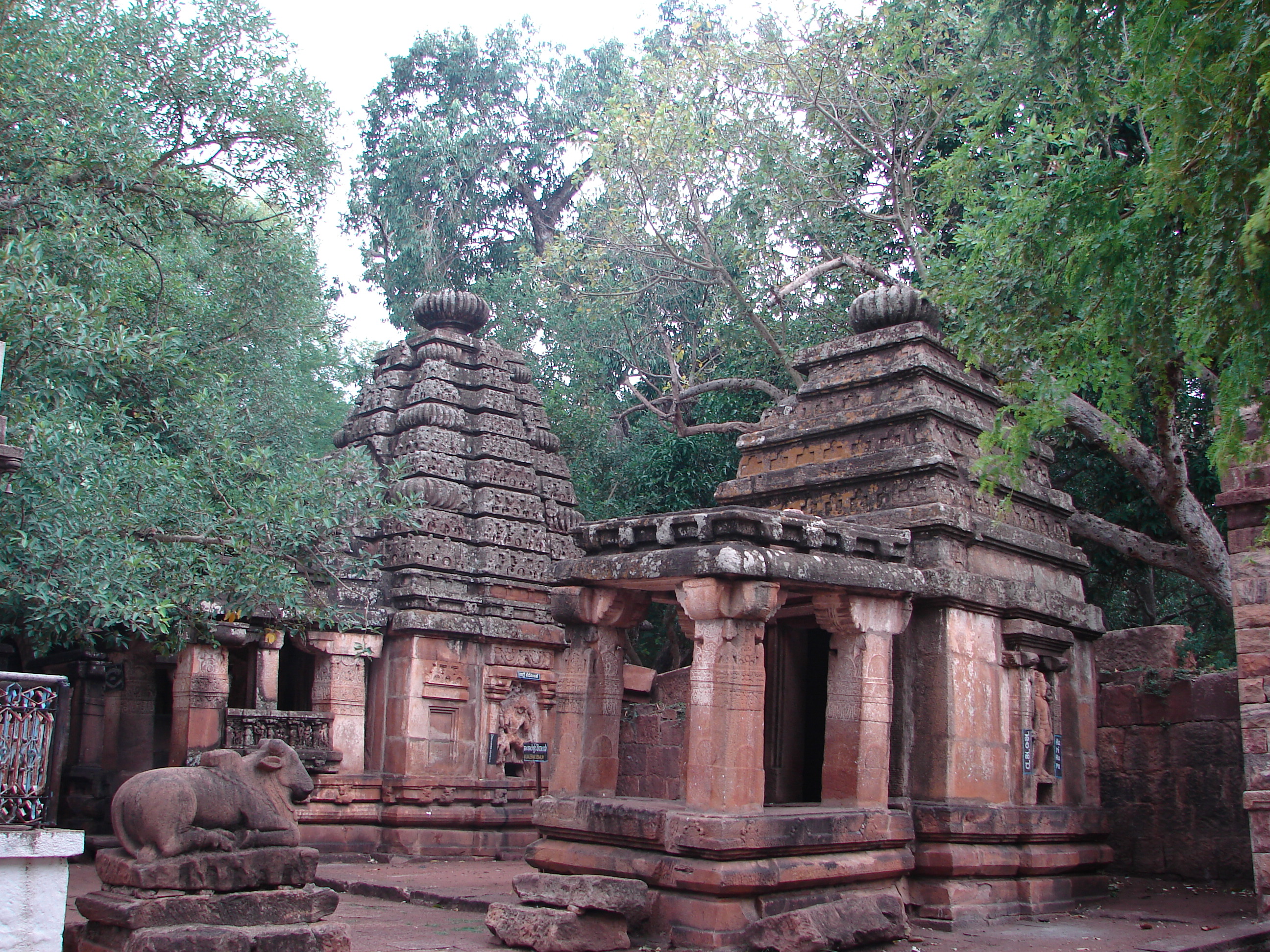 Image 13: The Mahakut site showcases the fusion of Latina and Kutina architectural styles, commonly referred to as North Indian and South Indian, respectively. Image courtesy: Dinesh Kannambadi/Wikimedia Commons